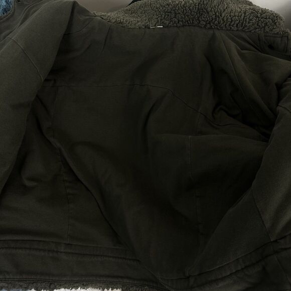 Lululemon Textured Fleece Button Jacket Sz 2 Dark Olive Cozy Soft Sherpa Fleece - Picture 10 of 10